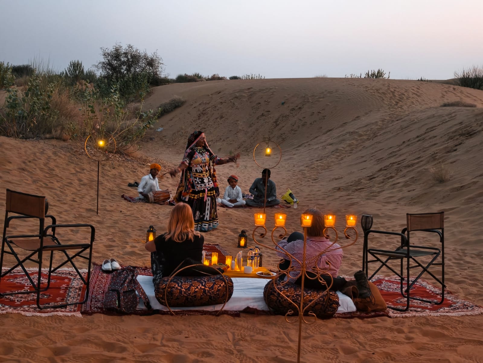Private dinner on the dunes with folk dance at dusk